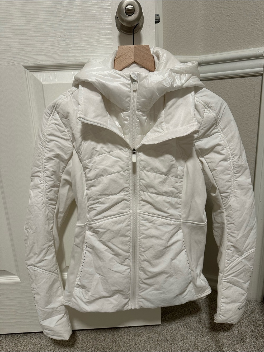 Lululemon Another Mile Jacket - Size 6